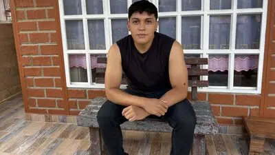 AlejandroGomez's